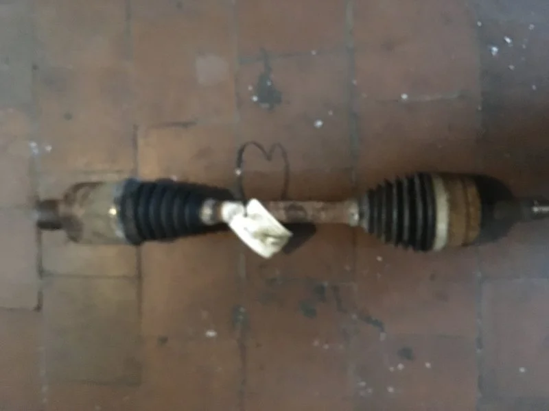 Вал приводной (Полуось) Nissan Terrano 2014 391009882R D10, передний правый