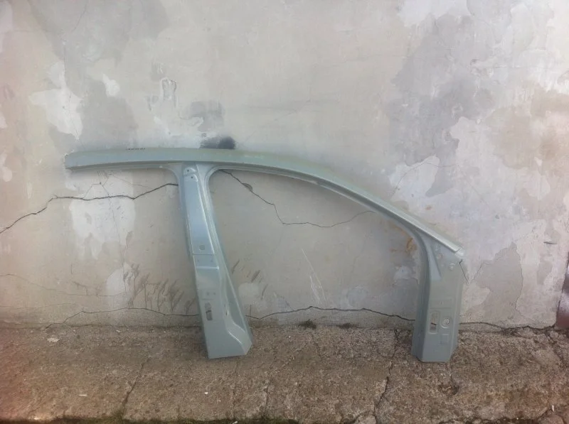 Арка крыши со стойкой Volkswagen Polo 2011 - 2015 6RU809052B, правая