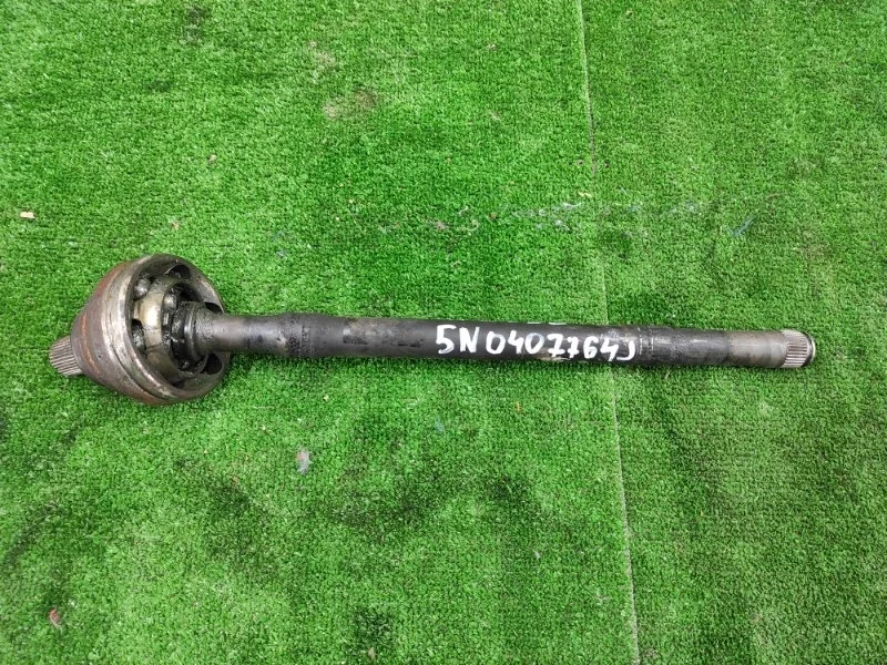 Вал приводной (Полуось) Volkswagen Tiguan 5N0407764J 5N1 CCZD, передний правый