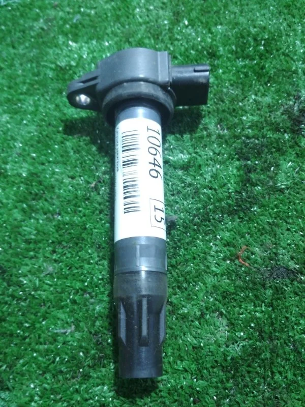 Катушка зажигания Citroen C-Crosser 2011 1832A016 2.4 HJ3967