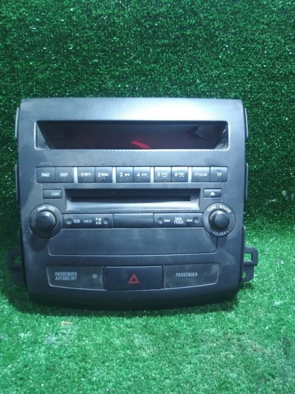 Блок управления магнитолой Citroen C-Crosser 2011 8002A139XA 2.4 HJ3967