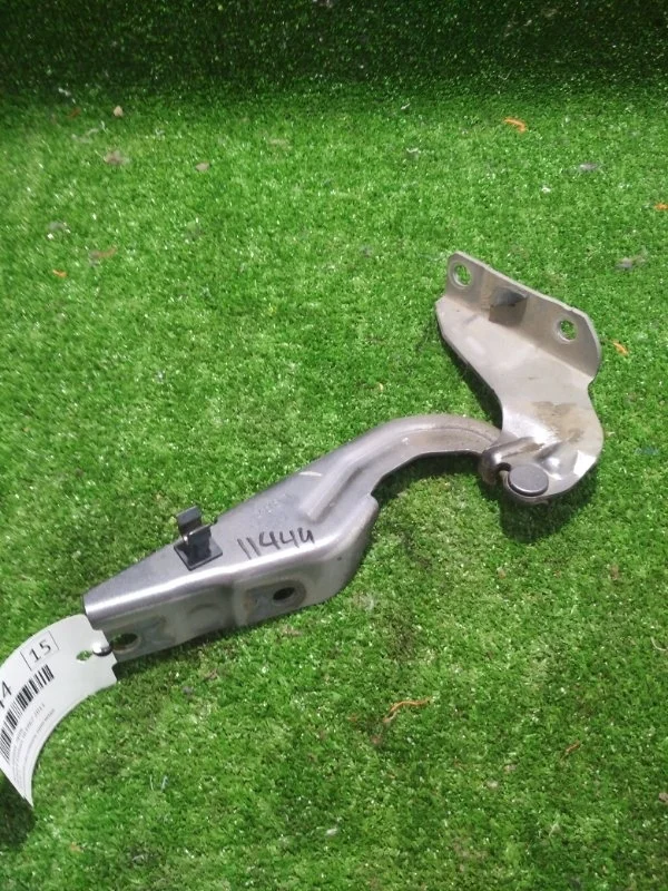 Петля капота Citroen C-Crosser 2011 7912C7 2.4 HJ3967, правая