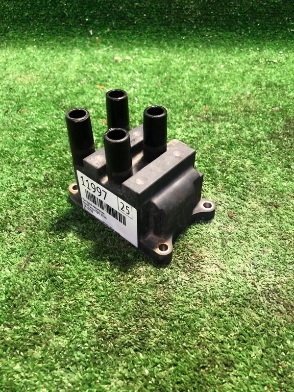 Катушка зажигания Ford Fiesta 2016 1823596 IQJE