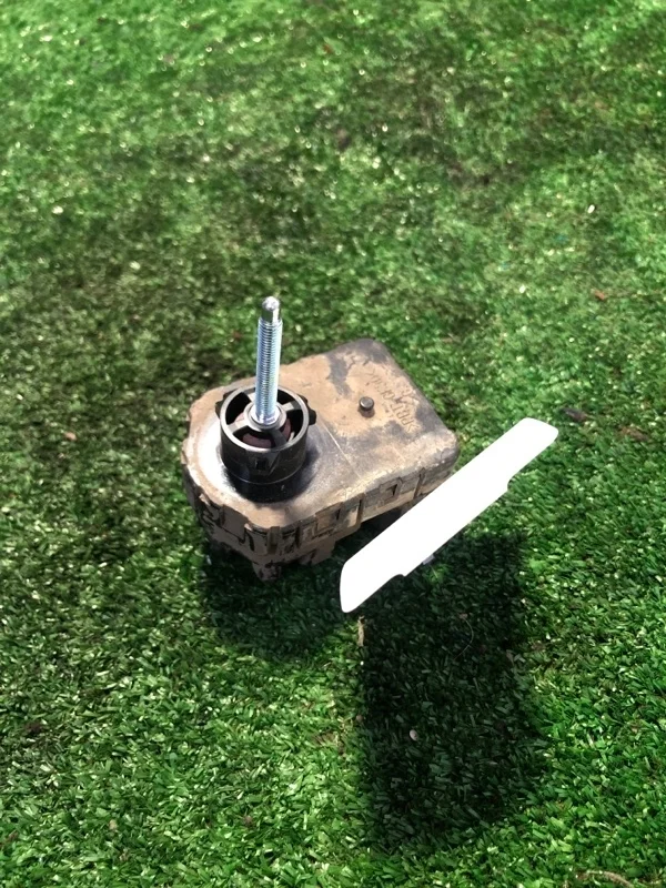 Корректор фары (трос фары) Toyota rav 4 2000 - 2003 8566122020 ACA2