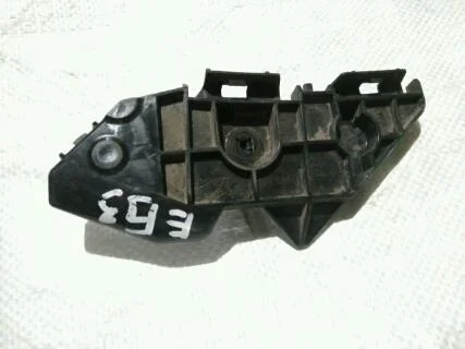 Б.у. крепление бампера зад TOYOTA COROLLA ZRE151 TOYOTA COROLLA ZRE151