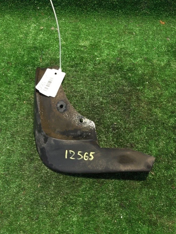 Брызговики Renault Duster 2014 HSM K4M A606 D090890, передние левые