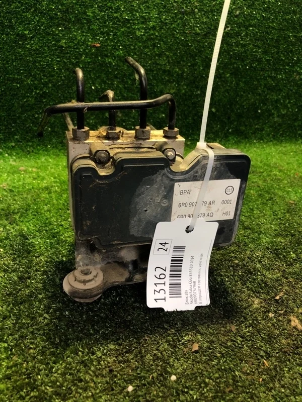 Блок abs (Блок АБС) Skoda Fabia 2014 6R0907379AR CGG 835310