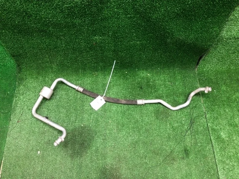 Шланг кондиционера, трубка Renault Duster 924806386R F4R