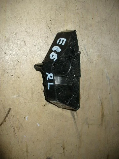 Б.у. крепление бампера зад TOYOTA COROLLA ZRE151 TOYOTA COROLLA ZRE151