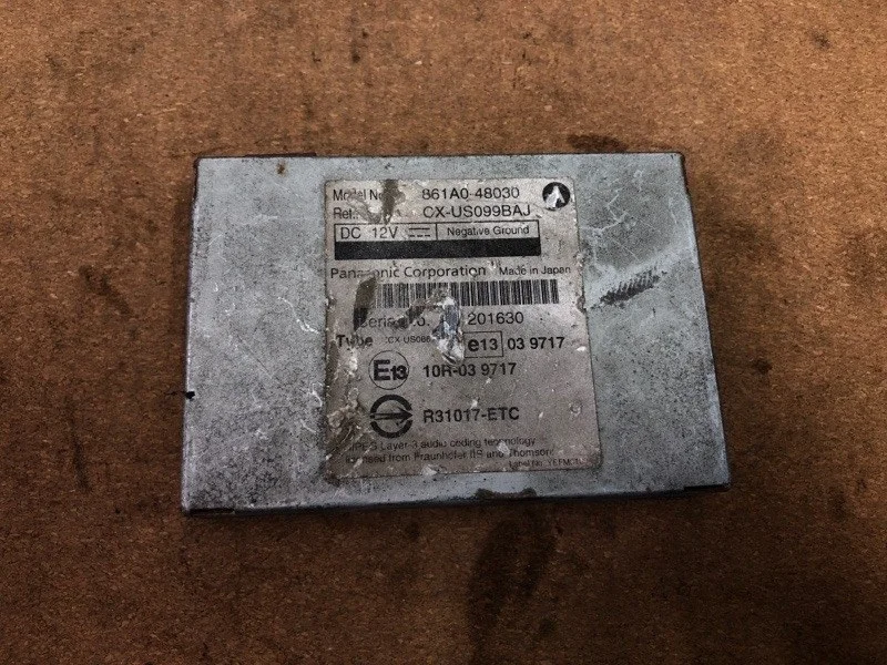 Блок управления магнитолой Toyota Highlander 2007 - 2013 861A048030 XU40