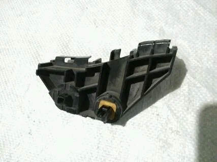 Б.у. крепление бампера зад TOYOTA COROLLA ZRE151 TOYOTA COROLLA ZRE151