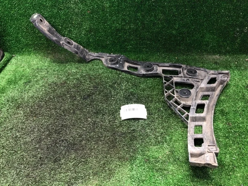 Кронштейн бампера Skoda Fabia 2014 6RU807393B CGG 835310, задний левый