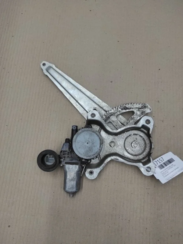 Стеклоподъемник Toyota Camry 2006 - 2011 8572035140 XV40, задний правый