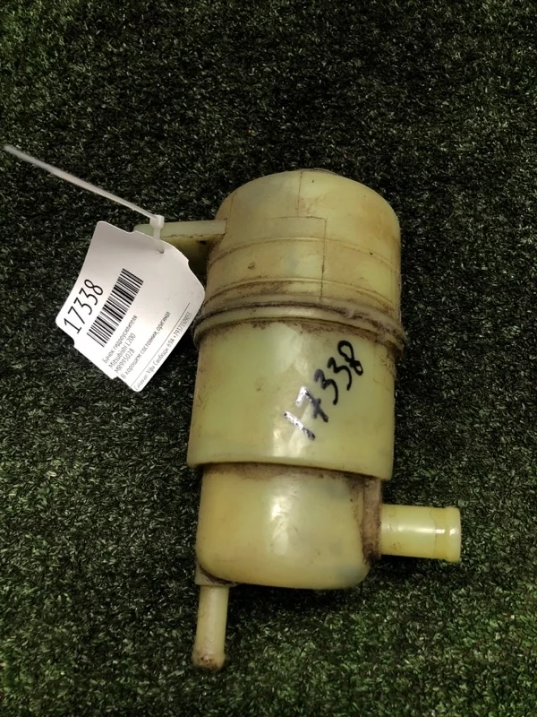 Бачок гидроусилителя Mitsubishi L200 MR995028