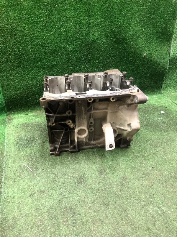 Блок цилиндров ( Блок Двигателя ) Volkswagen Polo 2018 04E100038D 6C1 CWV 596315