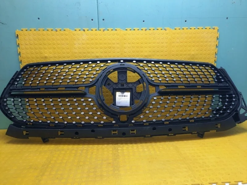 Решетка радиатора Mercedes-Benz GLE 450 4MATIC A1678886000 25693030011043