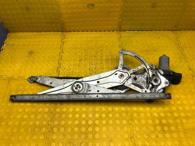 Стеклоподъемник Toyota Corolla 8571035180 E150, передний правый