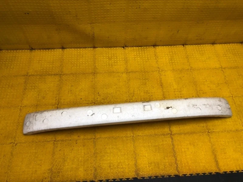 Абсорбер бампера Chevrolet tacuma 96262628