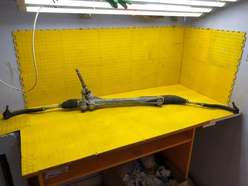 Рулевая рейка Toyota Rav4 4551042170 XA40