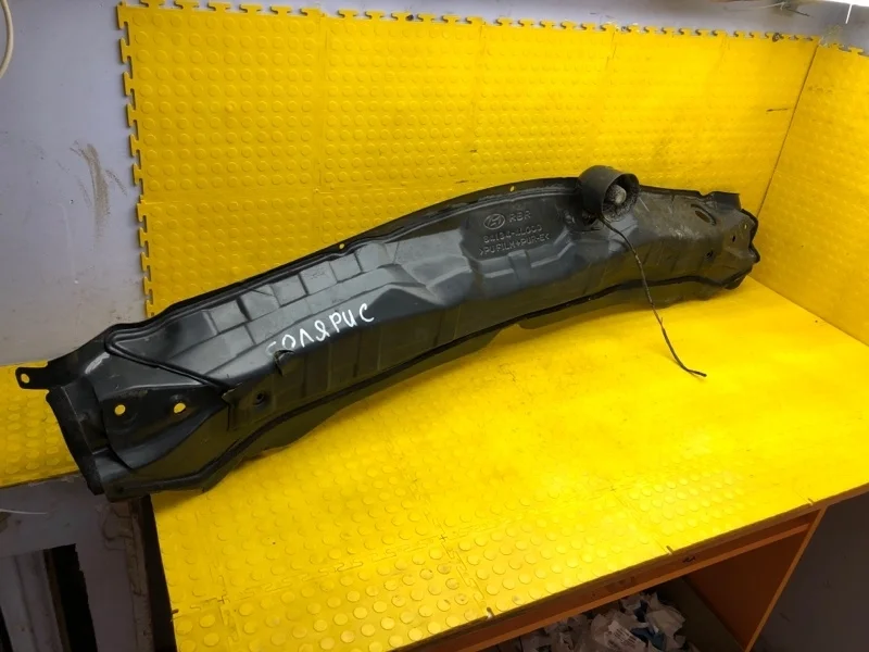 Решетка под лобовое стекло ( жабо ) Hyundai Solaris 667004L000 RB