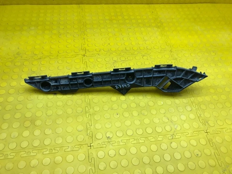 Кронштейн бампера Toyota Corolla 5215512320 E150, задний правый