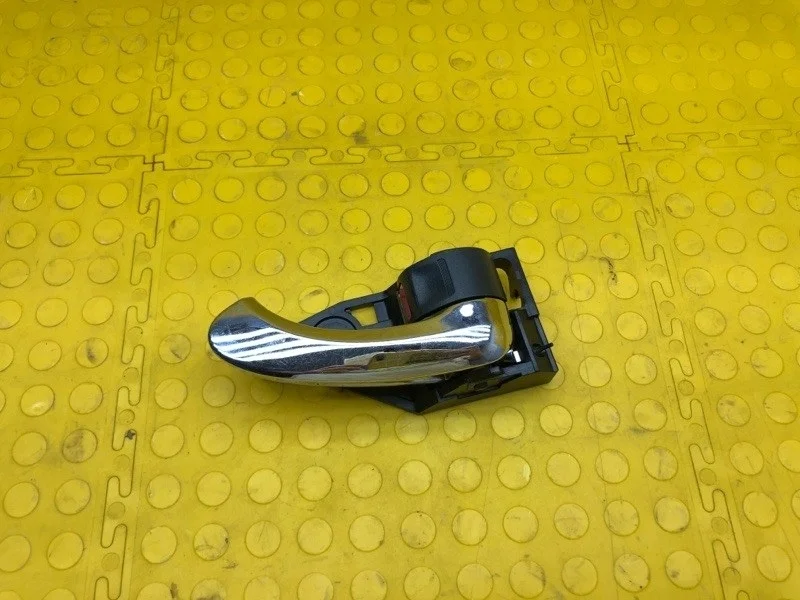 Ручка двери внутренняя Toyota Rav4 6920533090B0 ACA3, правая