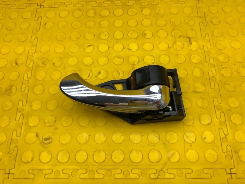 Ручка двери внутренняя Toyota Rav4 6920533090B0 ACA3, правая