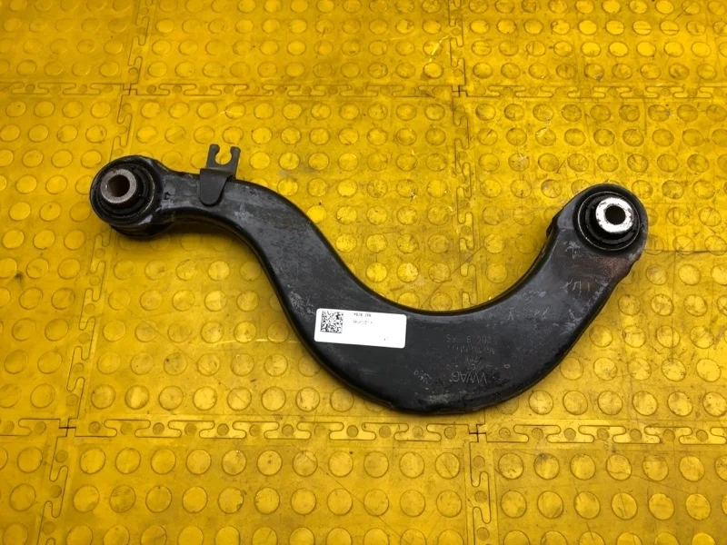 Рычаг подвески Skoda Kodiaq 2019 5Q0505323D NS7 CZDA, задний