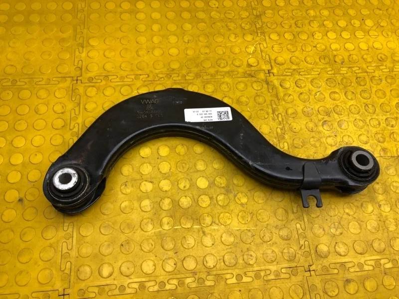 Рычаг подвески Skoda Kodiaq 2019 5Q0505323D NS7 CZDA, задний