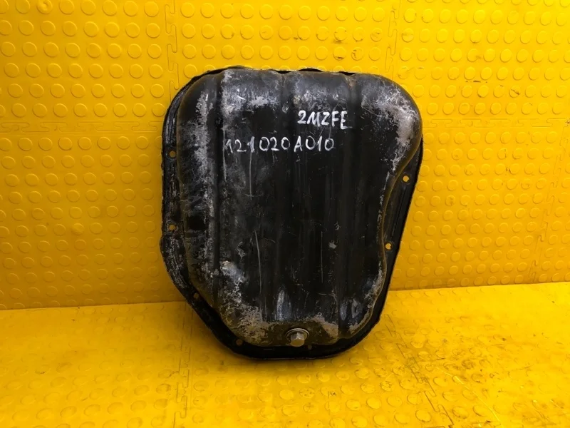 Поддон двигателя Toyota camry 121020A010 ACV30 1MZFE