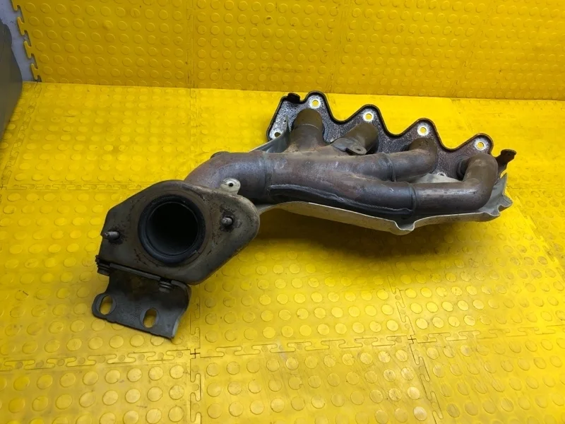 Коллектор выпускной Renault Duster 2019 8201101954 F4RE410