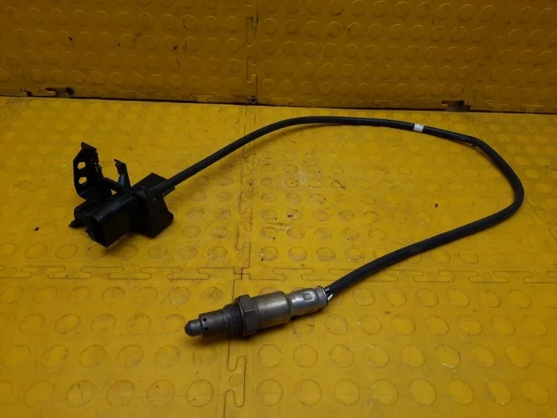 Датчик кислорода лямбда зонд Skoda Karoq 2021 04E906262CR DJKA