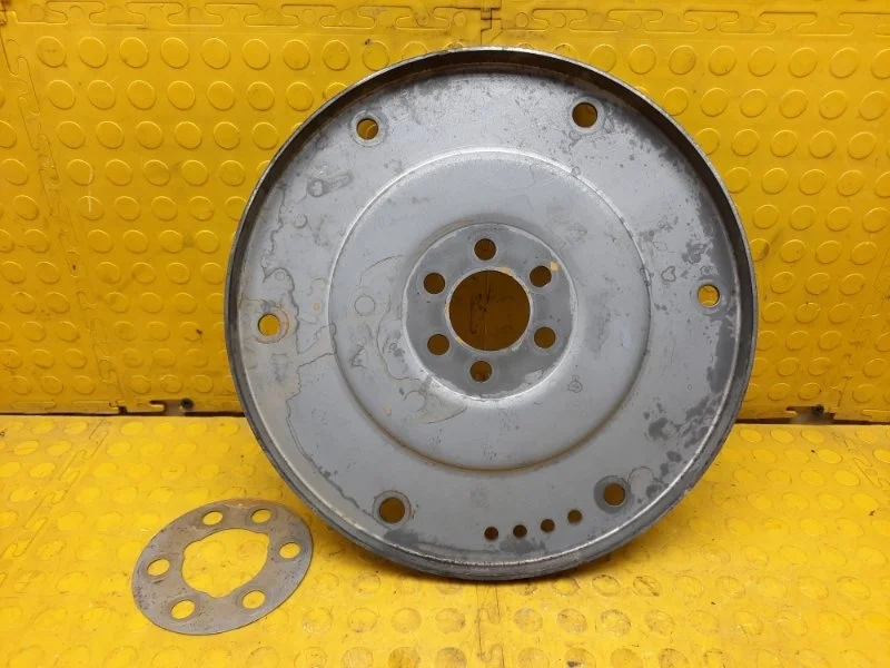 Маховик Skoda Karoq 2021 038105327B DJKA