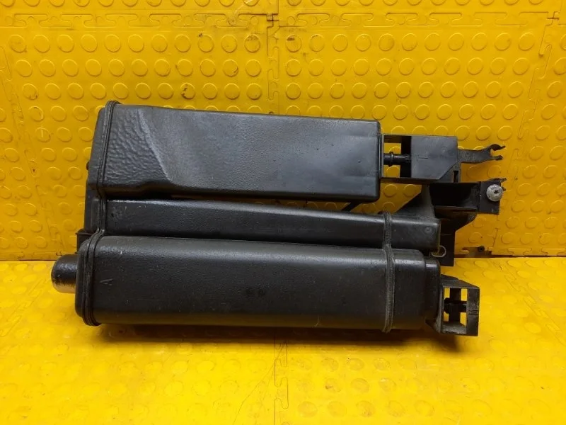 Фильтр паров топлива, адсорбер Volkswagen Tiguan 2021 5QA201801