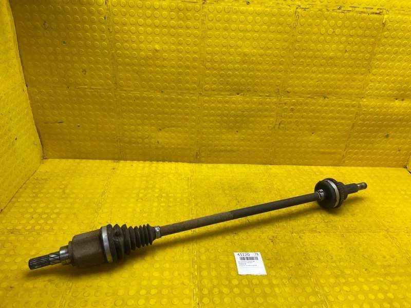 Вал приводной (Полуось) Renault Duster 2014 396005911R F4R, задний