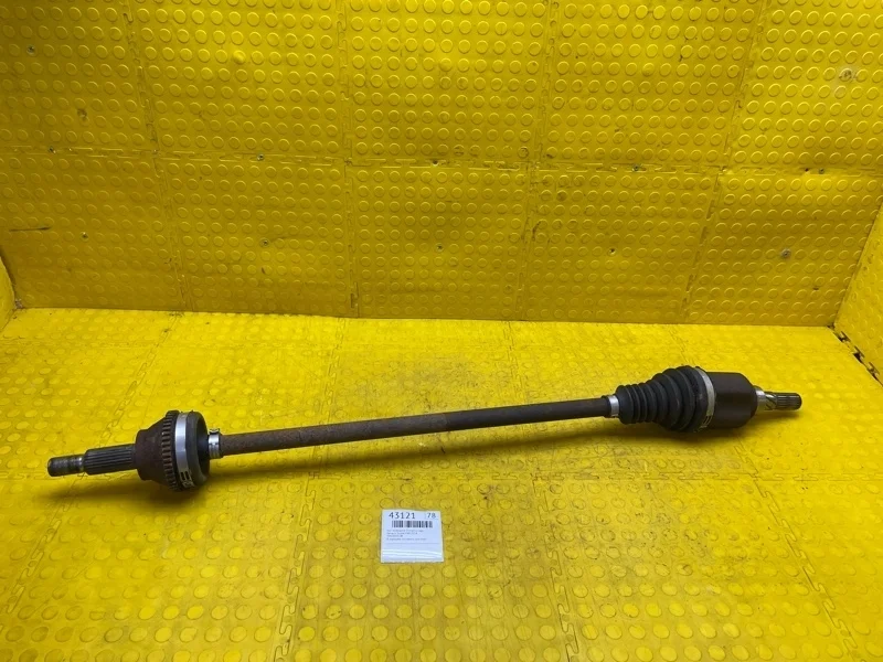 Вал приводной (Полуось) Renault Duster 2014 396005911R F4R, задний