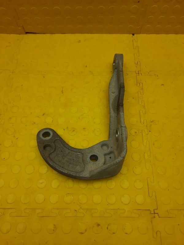 Кронштейн редуктора Renault Duster 2014 339305631R F4R