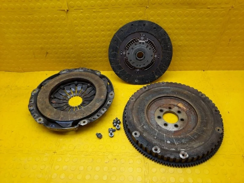 Сцепление Renault Duster 2014 8201017804 F4R