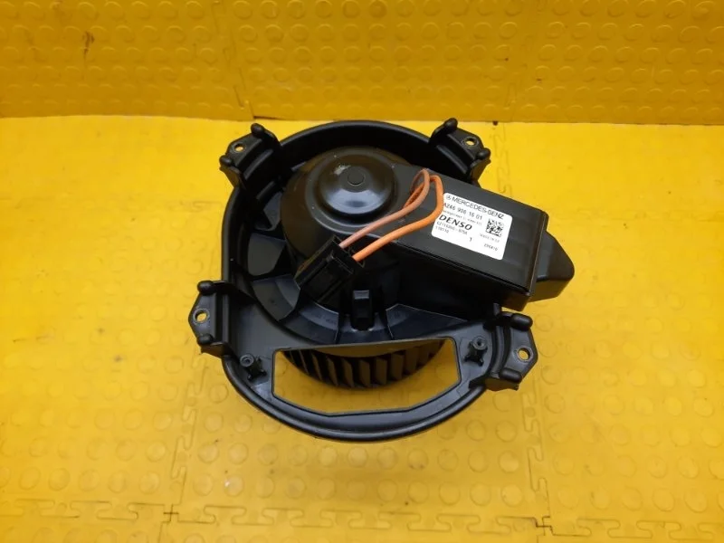 Мотор печки (Вентилятор отопитель) Mercedes-Benz Gla-Class 2016 A2469061601 X156 2709 2031012917