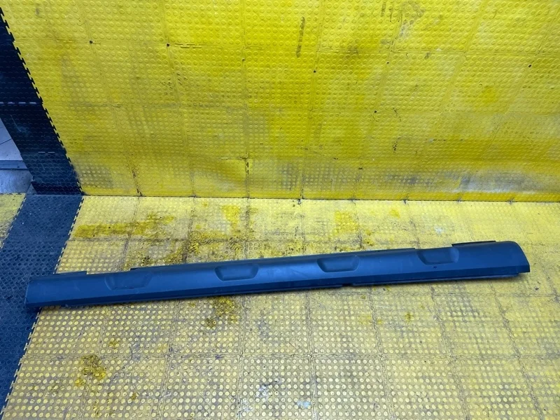 Порог Mercedes-Benz Gla-Class 2016 A1566981054 X156 2709 2031012917, правый