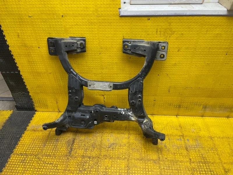 Подрамник Mercedes-Benz Gla-Class 2016 A2466201200 X156 2709 2031012917