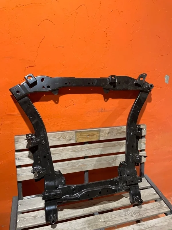 Подрамник Renault Duster 544010635R HM, передний