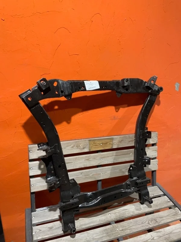 Подрамник Renault Duster 544010635R HM, передний