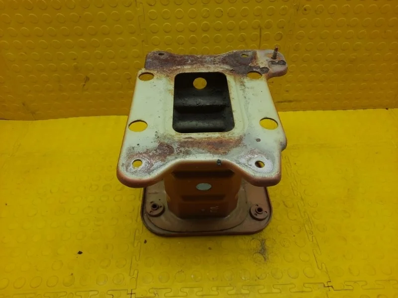 Кронштейн усилителя бампера Chevrolet Captiva 2007 94551357 C100 Z24SED, передний левый