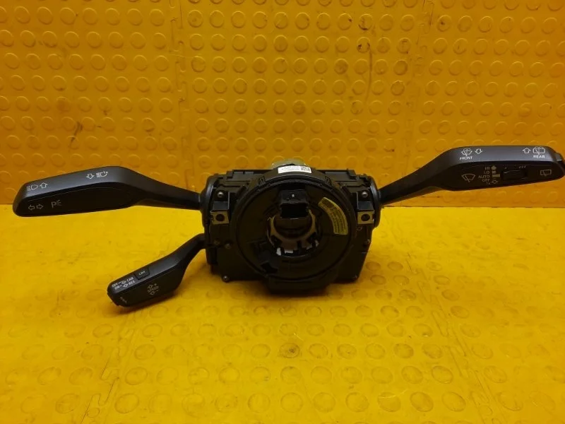 Подрулевой переключатель Audi Q7 2015 4M0907129HR 4MB CVM002222