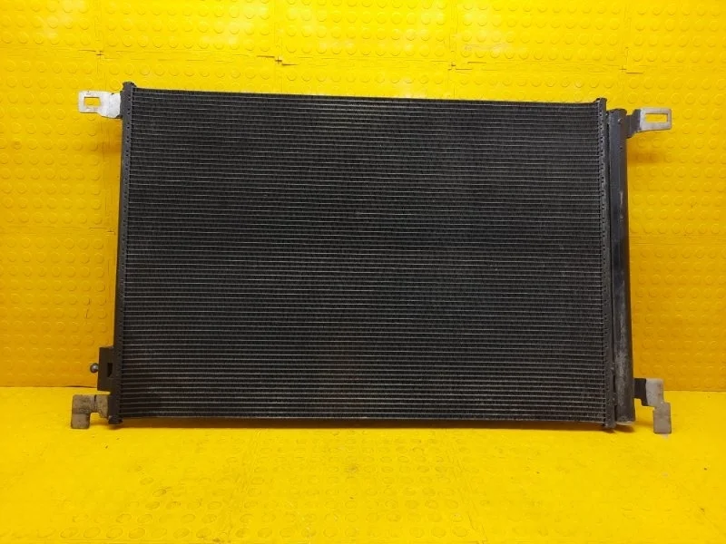 Радиатор кондиционера Audi Q7 2015 4M0816421B 4MB CVM002222