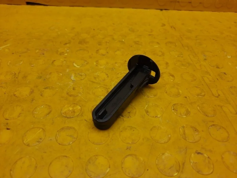 Кронштейн радиатора Renault Kaptur 2019 214450001R RBA F4RE410C236763