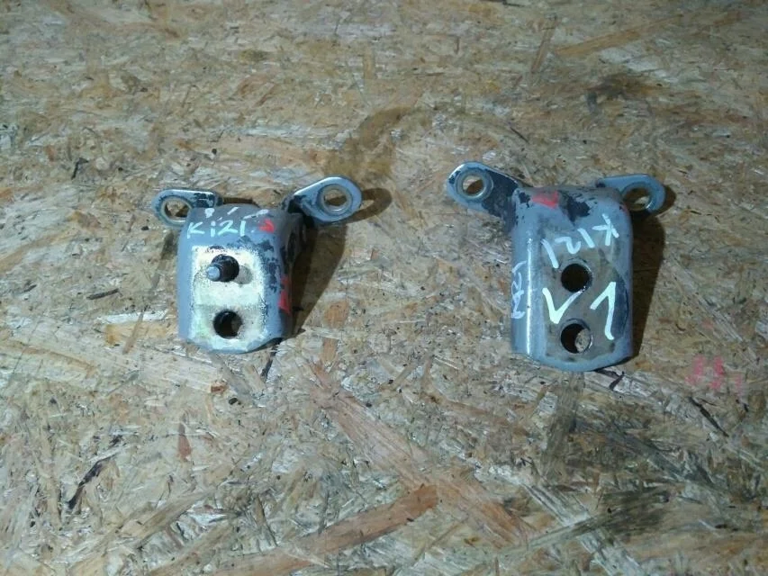 Б.у. петля двери NISSAN MICRA K12 NISSAN MICRA K12