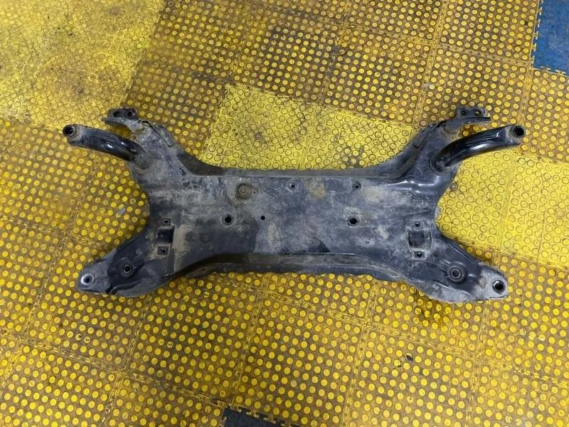 Подрамник Mitsubishi Outlander 2020 4000A416 GF0W 4B11CA7125