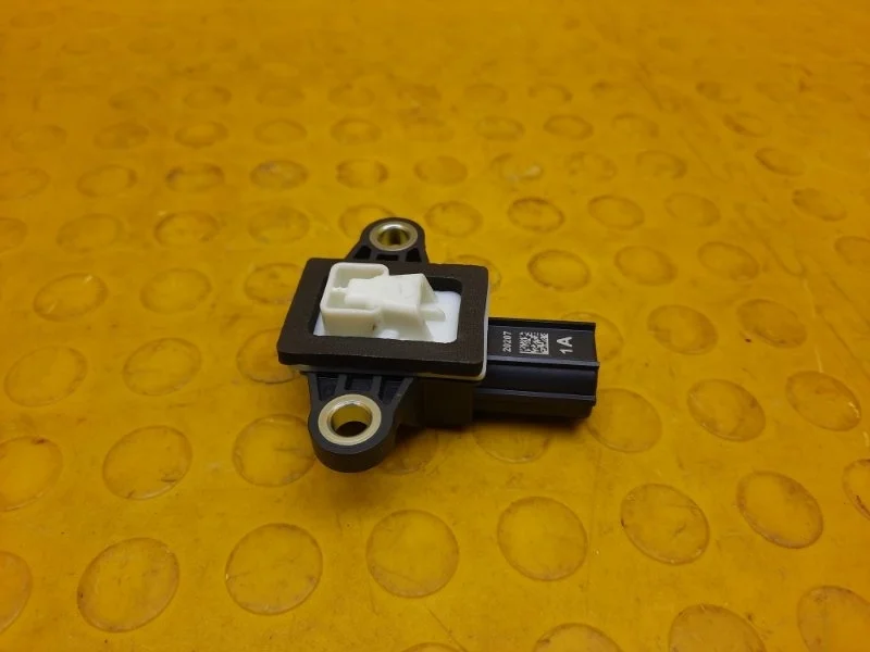 Датчик удара Kia Sportage 2021 95920B1050 QL G4NALH714830